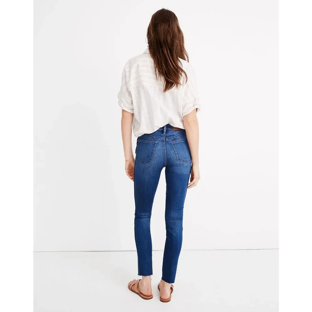 Madewell 10" High-Rise Skinny Crop Jeans: Button-Front TENCEL Denim Edition - Picture 2 of 9